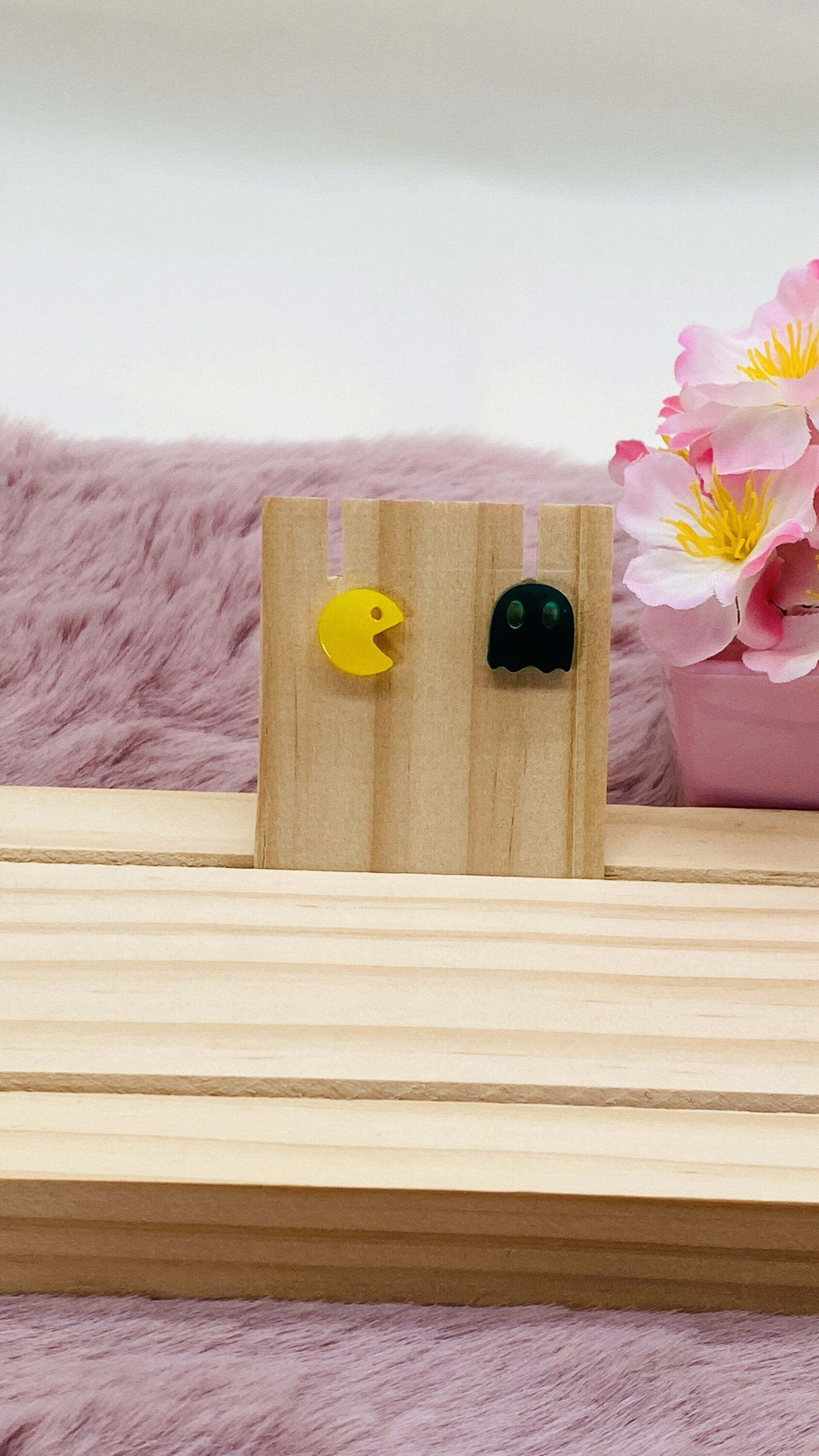Pendientes stud de resina – Pac-Man y fantasmitas retro - 2